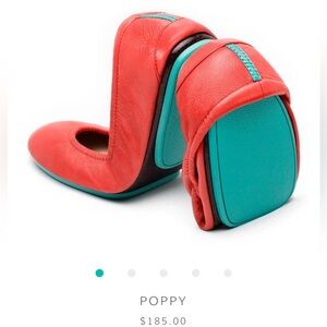 Red tieks by gavrieli